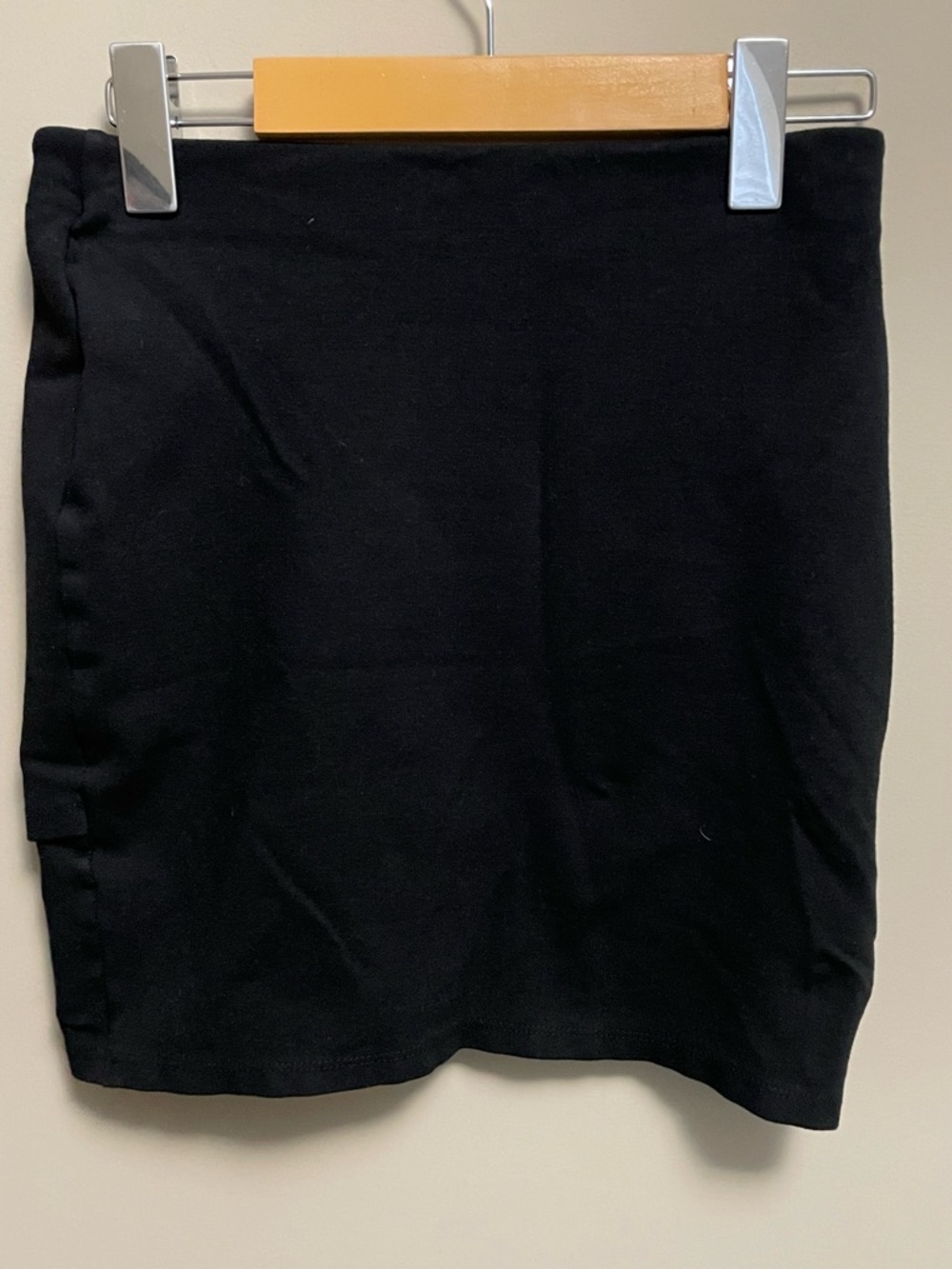 Aritzia Talula Black Stretch Mini Skirt Bodycon Women’s XS - Picture 8 of 8